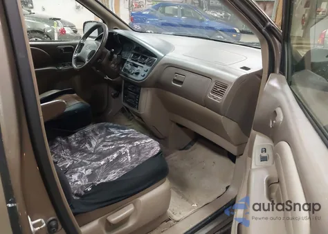 1999 Toyota Sienna Le/Xle from USA, damaged, VIN 4T3ZF13CXXU127488